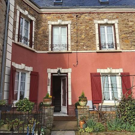 La Villa D Iska Souge-le-Ganelon Extérieur photo